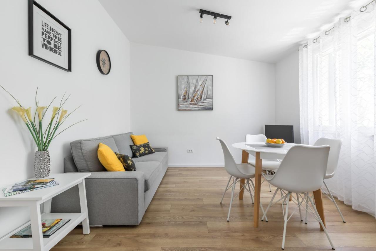 Tonina - House With Terrace, Jacuzzi, Free Parking Apartment Split Exterior photo