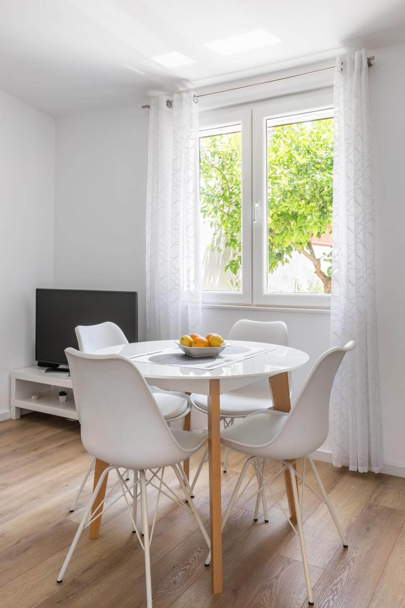 Tonina - House With Terrace, Jacuzzi, Free Parking Apartment Split Exterior photo